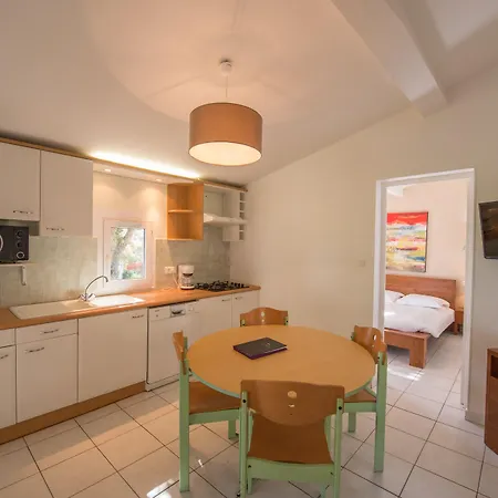 Les Hauts De Porto-vecchio מלון 3*