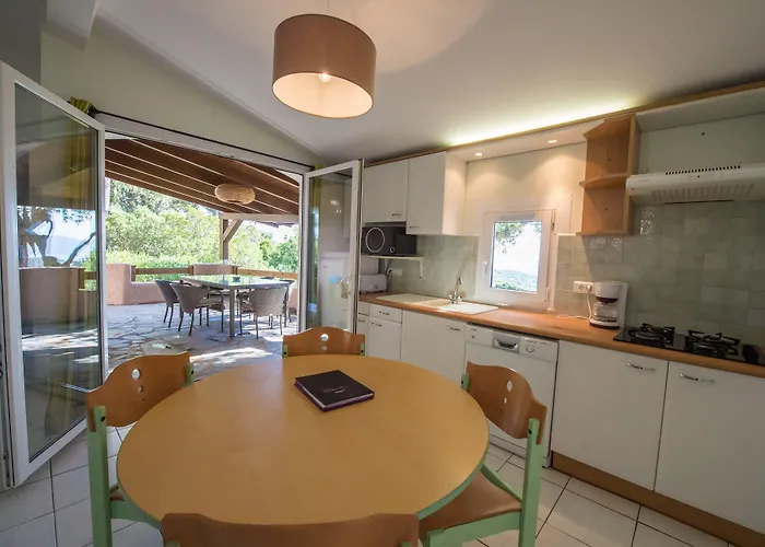 Les Hauts De Porto-vecchio فندق بورتو فيكشْيو